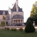 Chateau De La Court D'aron Bed & Breakfast Saint-Cyr-en-Talmondais