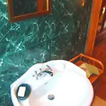 Chateau De La Court D'aron Bed & Breakfast