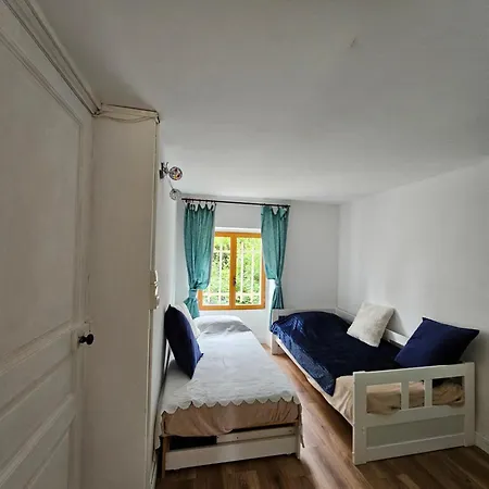 Chateau De La Court D'aron 3* Saint-Cyr-en-Talmondais