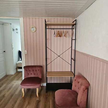 Château De La Court D'aron Alojamento de Acomodação e Pequeno-almoço Saint-Cyr-en-Talmondais
