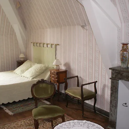 Château De La Court D'aron Saint-Cyr-en-Talmondais