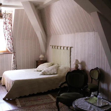 Bed & Breakfast Chateau De La Court D'aron