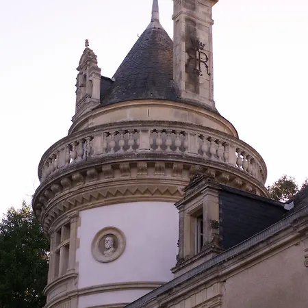 Chateau De La Court D'aron