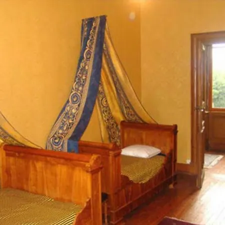 Chateau De La Court D'aron