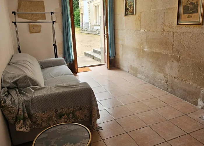 Château De La Court D'aron