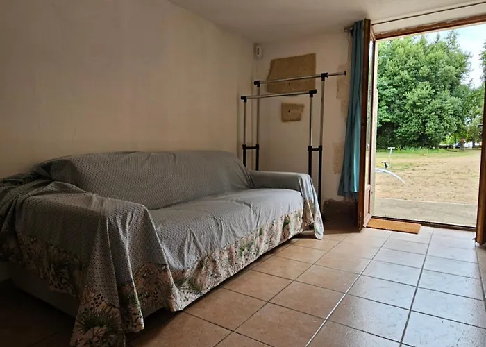 Château De La Court D'aron Couette-café 3*