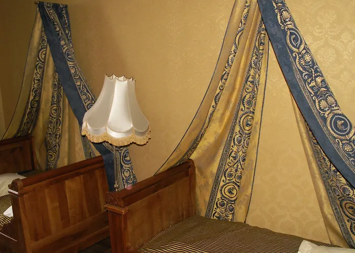 Château De La Court D'aron 3* Saint-Cyr-en-Talmondais